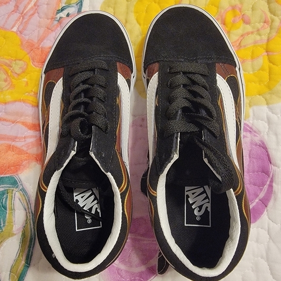 NIB Boys Vans Old Skool Metallic Flame Sneakers - Picture 2 of 8